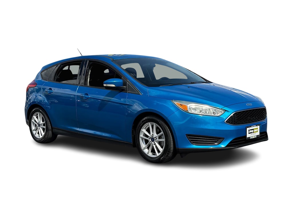 Thumbnail: 2016 Ford Focus - 21