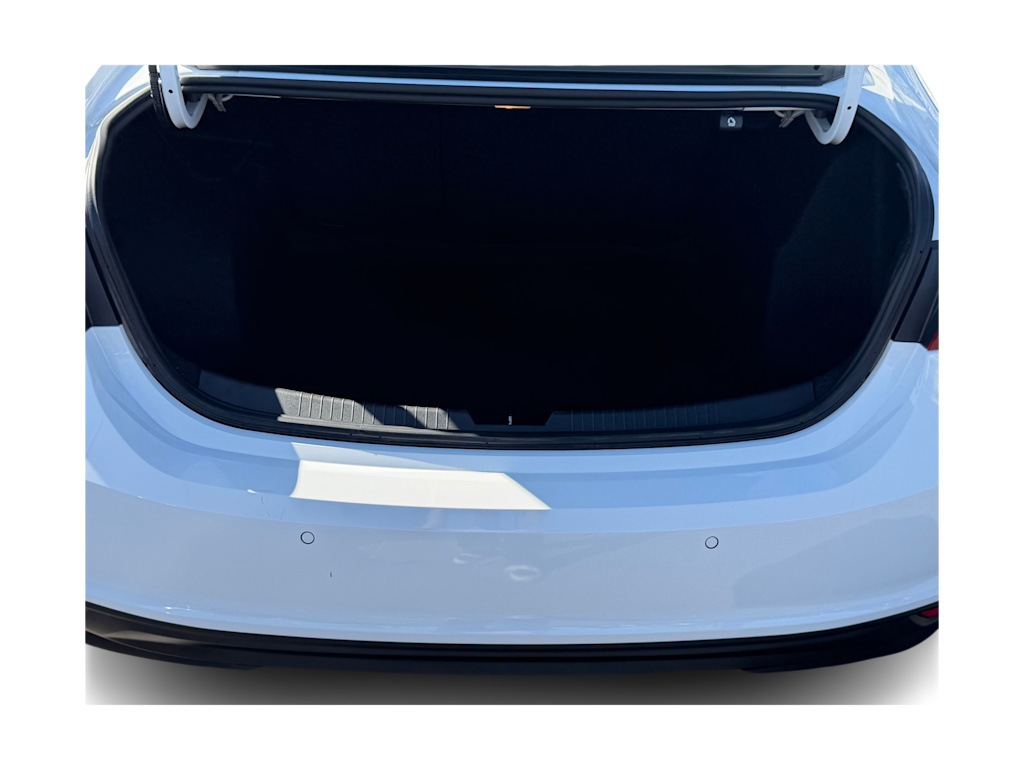 Thumbnail: 2020 Chevrolet Malibu - 16