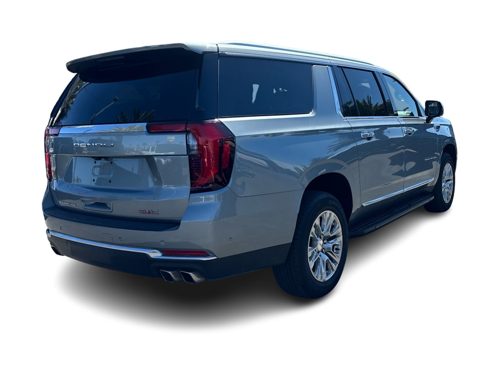 Thumbnail: 2025 GMC Yukon XL - 21
