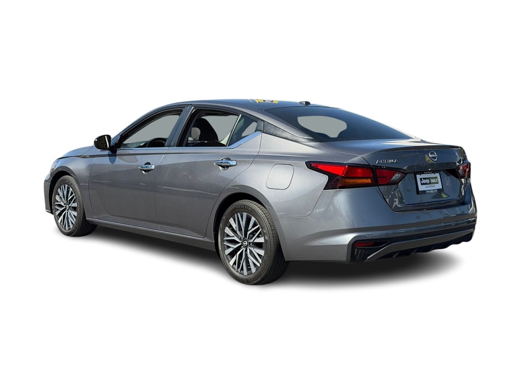 Thumbnail: 2024 Nissan Altima - 4