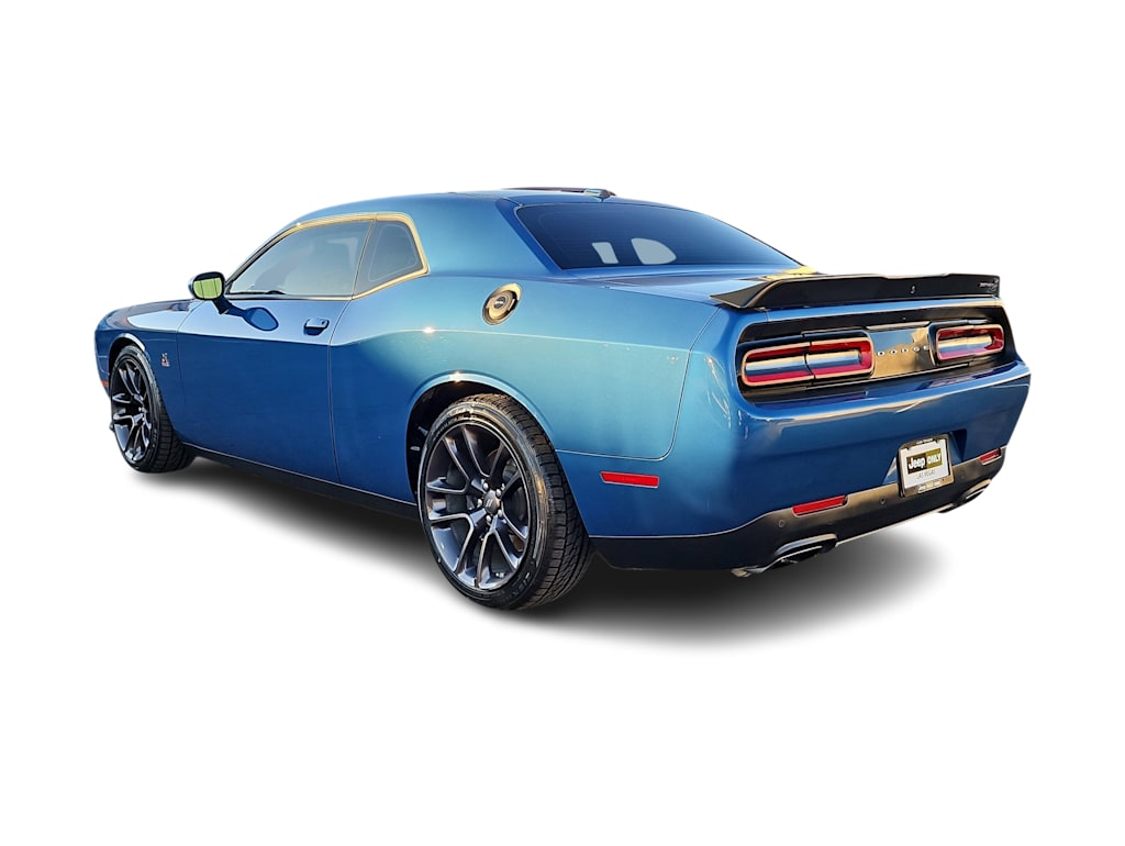 Thumbnail: 2022 Dodge Challenger - 4