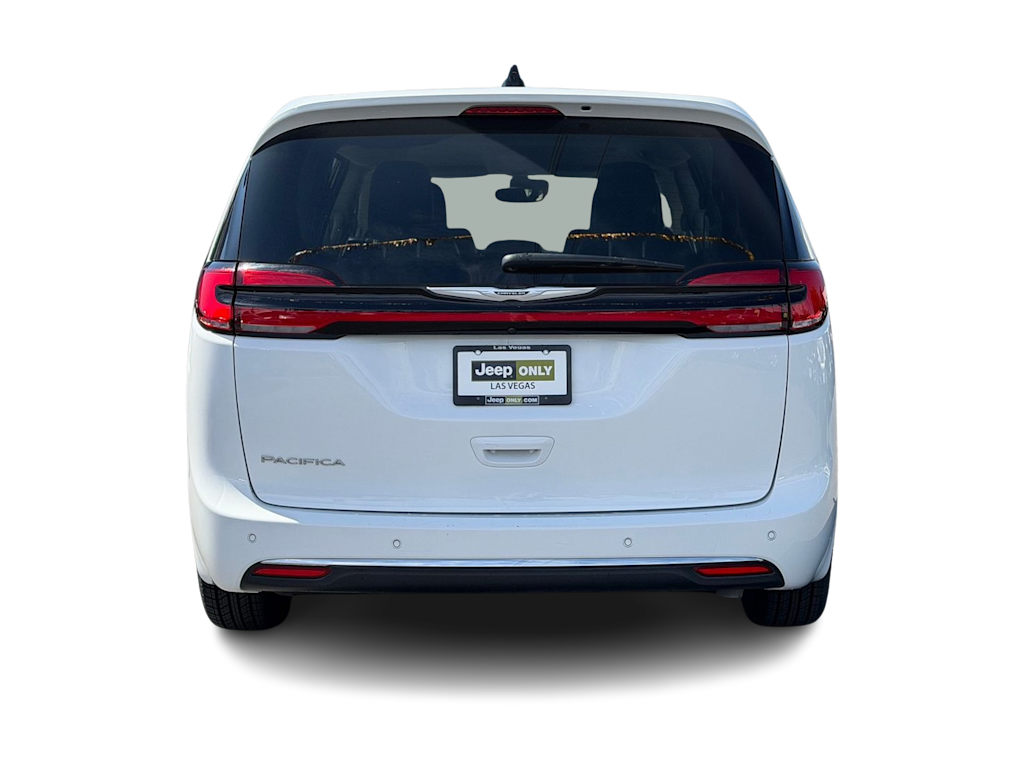 Thumbnail: 2024 Chrysler Pacifica - 17