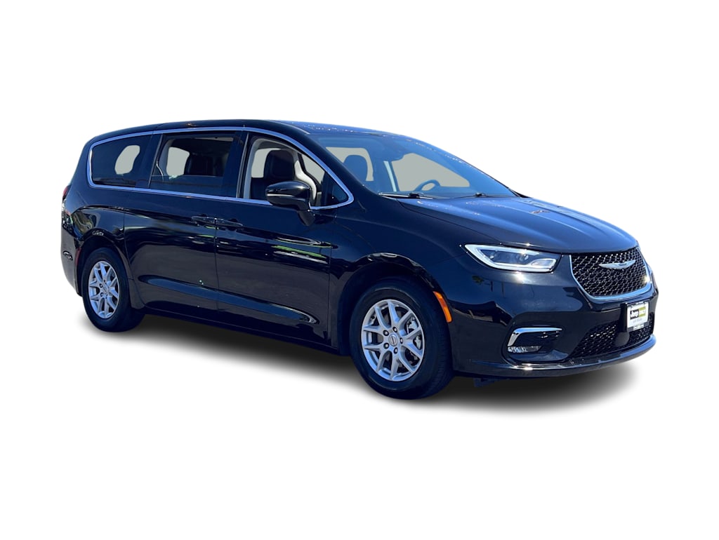 Thumbnail: 2024 Chrysler Pacifica - 21