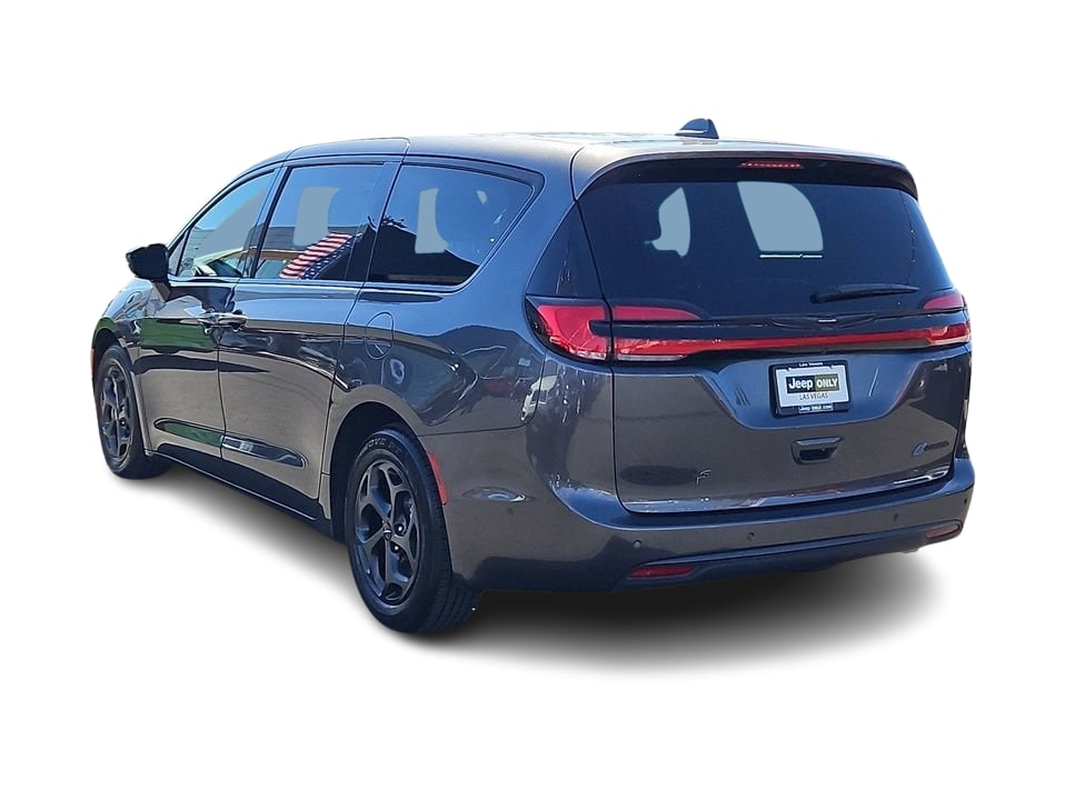 2022 Chrysler Pacifica Hybrid Limited 4