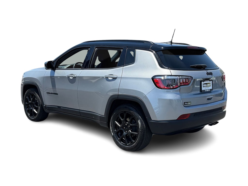 Thumbnail: 2022 Jeep Compass - 4
