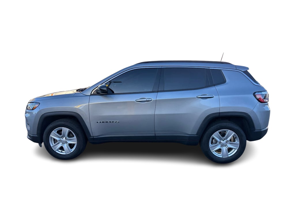 Thumbnail: 2022 Jeep Compass - 3