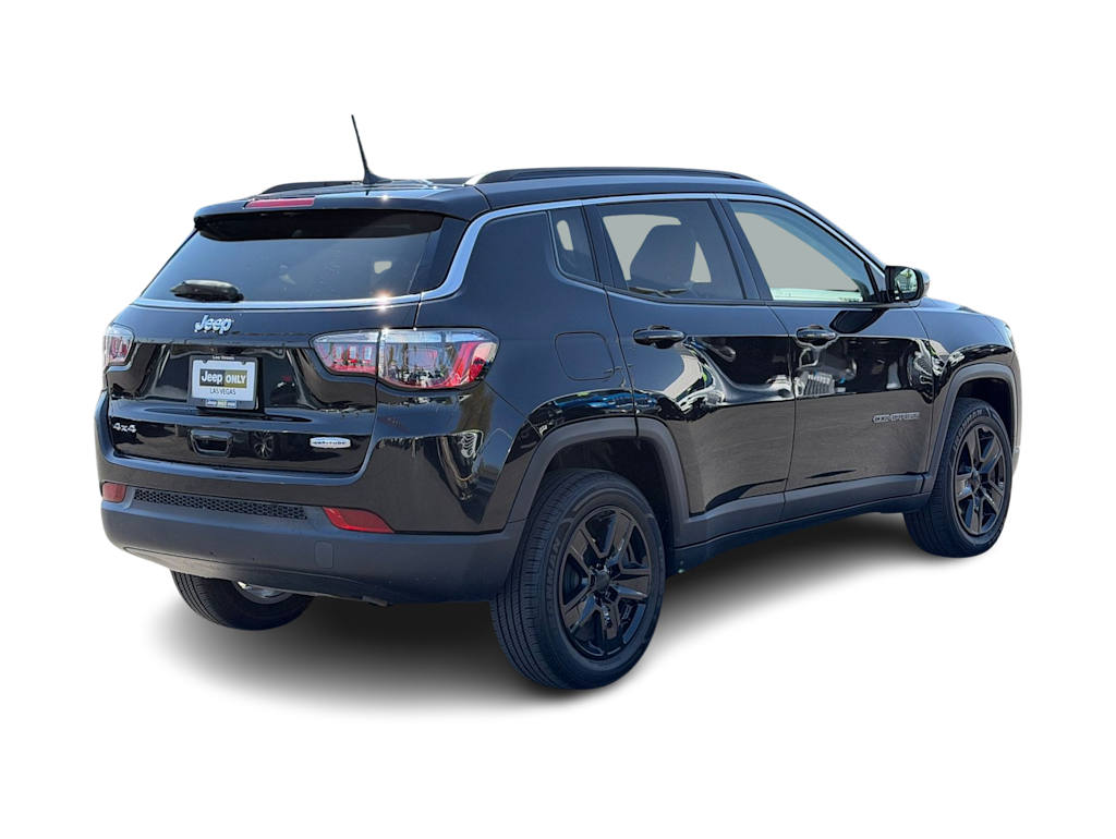 Thumbnail: 2022 Jeep Compass - 19