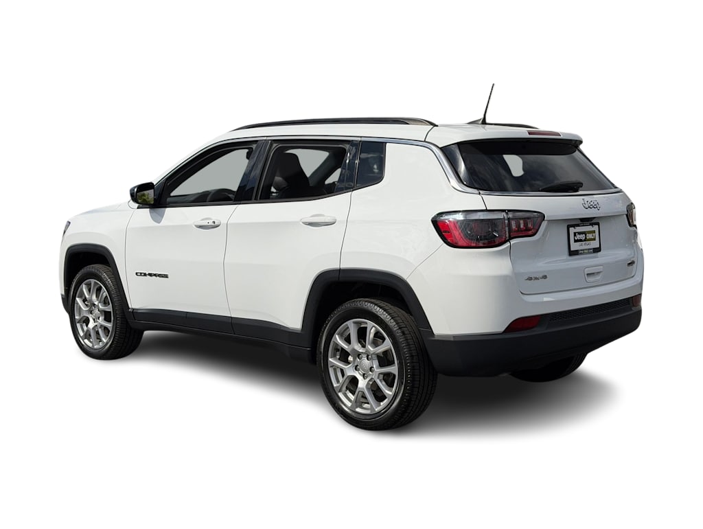 Thumbnail: 2023 Jeep Compass - 4