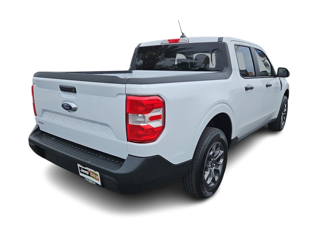 Thumbnail: 2023 Ford Maverick - 21