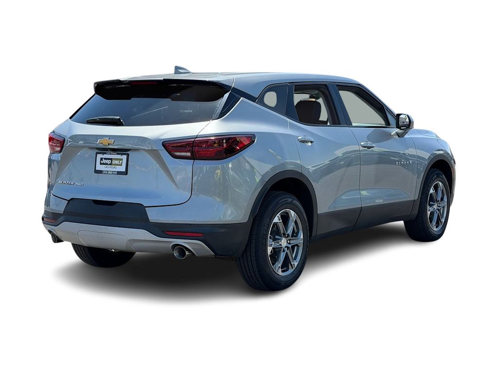 Thumbnail: 2024 Chevrolet Blazer - 19