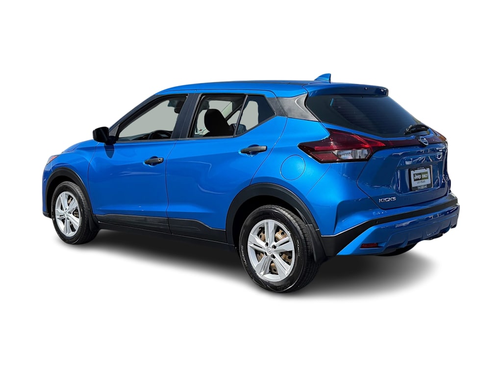 Thumbnail: 2021 Nissan Kicks - 4