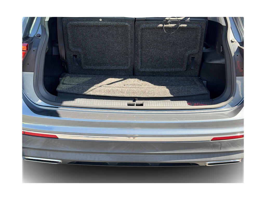 Thumbnail: 2020 Volkswagen Tiguan - 16