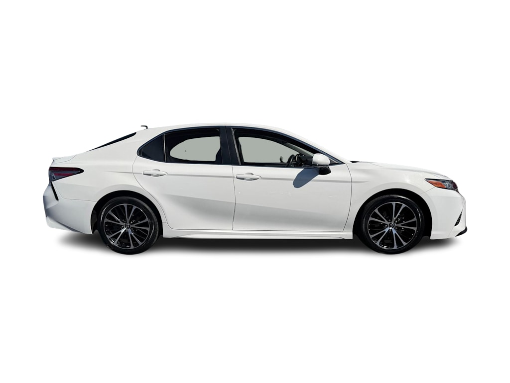 Thumbnail: 2018 Toyota Camry - 20