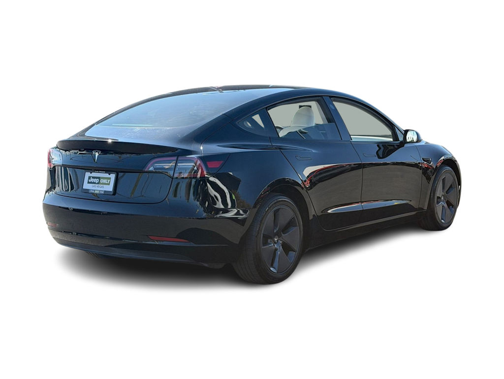 Thumbnail: 2023 Tesla Model 3 - 14