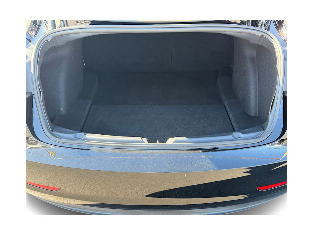 Thumbnail: 2023 Tesla Model 3 - 12
