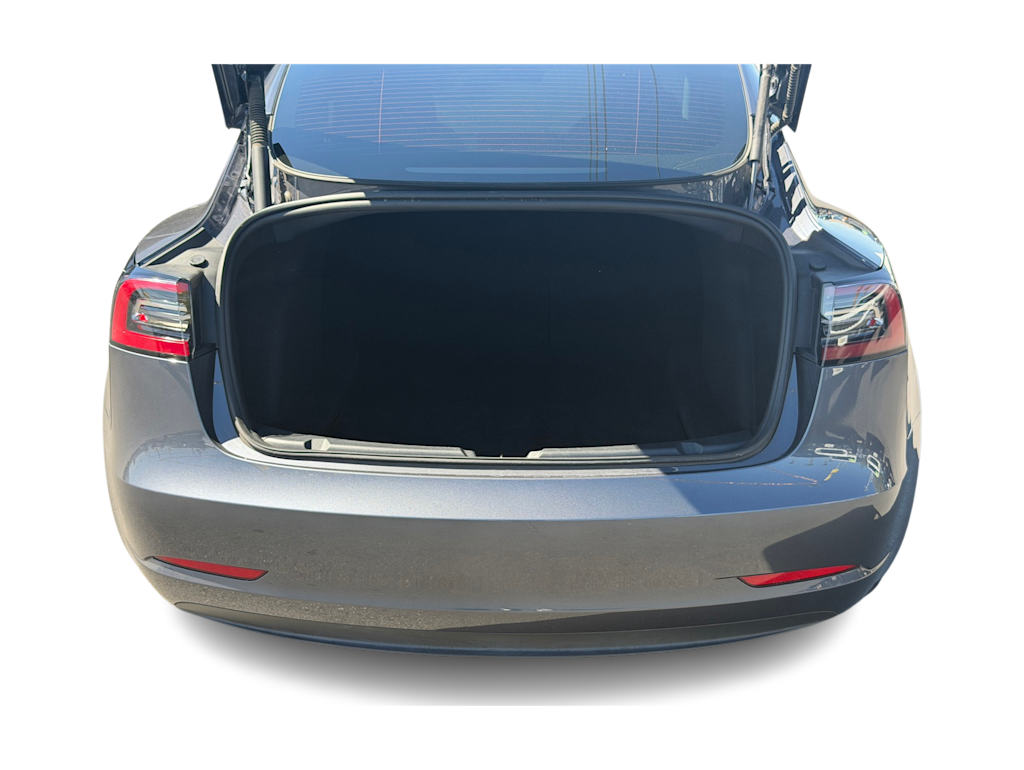 Thumbnail: 2023 Tesla Model 3 - 11