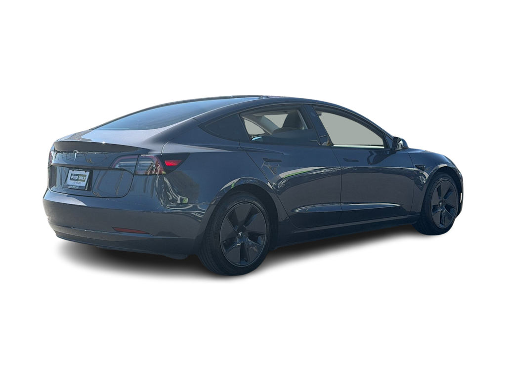 Thumbnail: 2023 Tesla Model 3 - 15