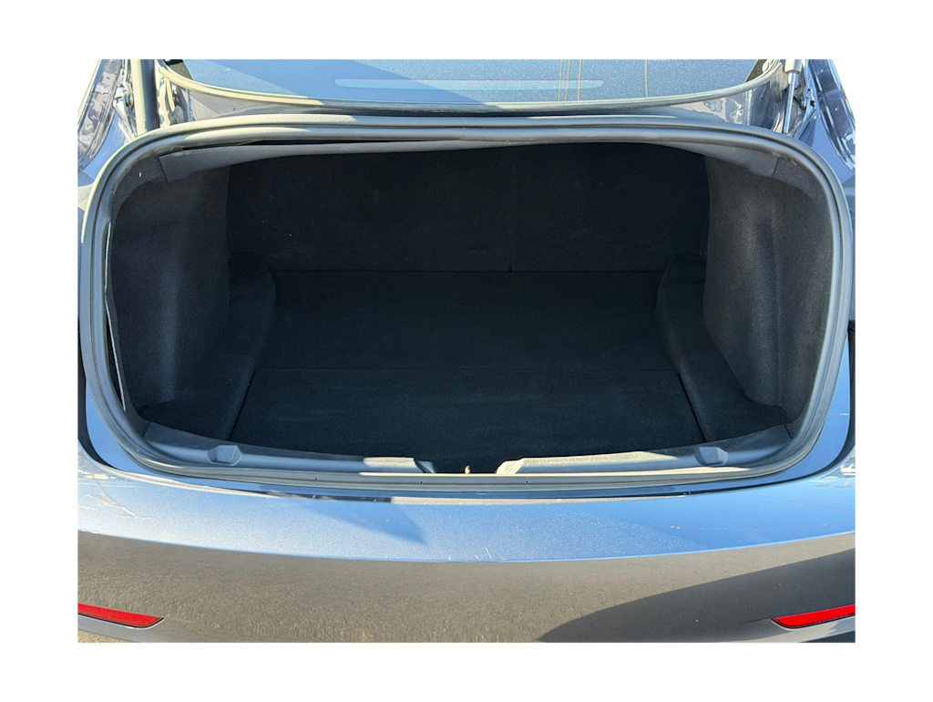 Thumbnail: 2023 Tesla Model 3 - 31