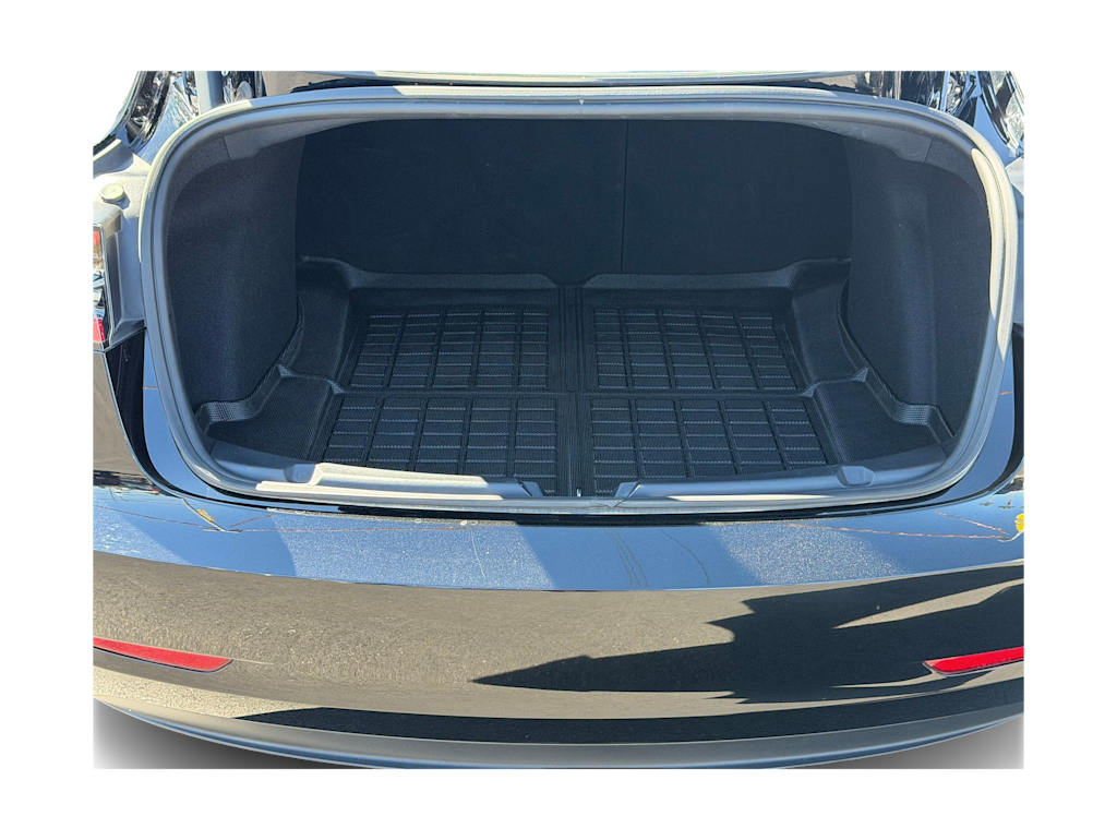 Thumbnail: 2023 Tesla Model 3 - 12