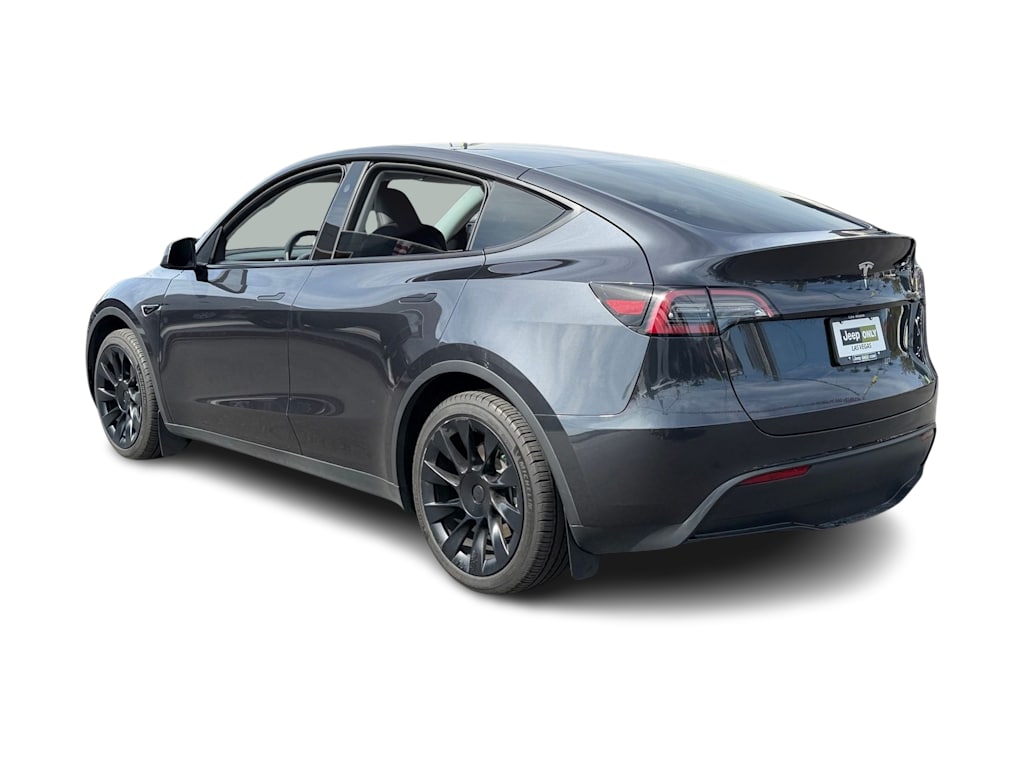 Thumbnail: 2024 Tesla Model Y - 4