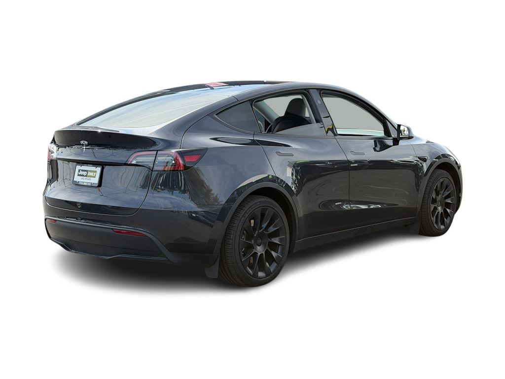 Thumbnail: 2024 Tesla Model Y - 15