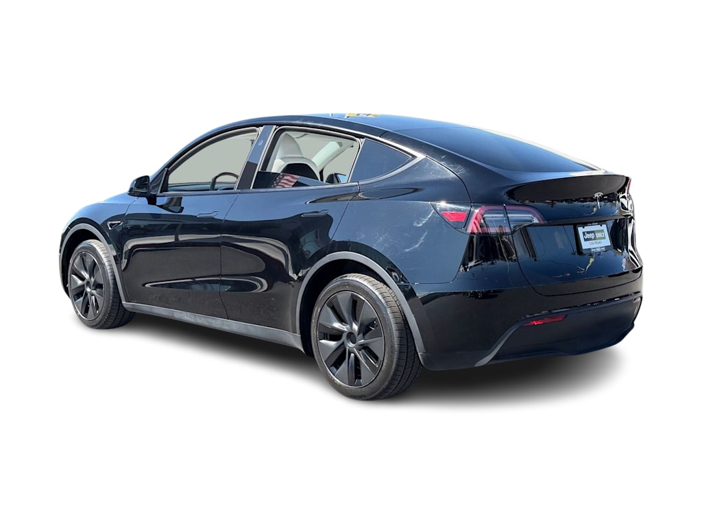 Thumbnail: 2024 Tesla Model Y - 4
