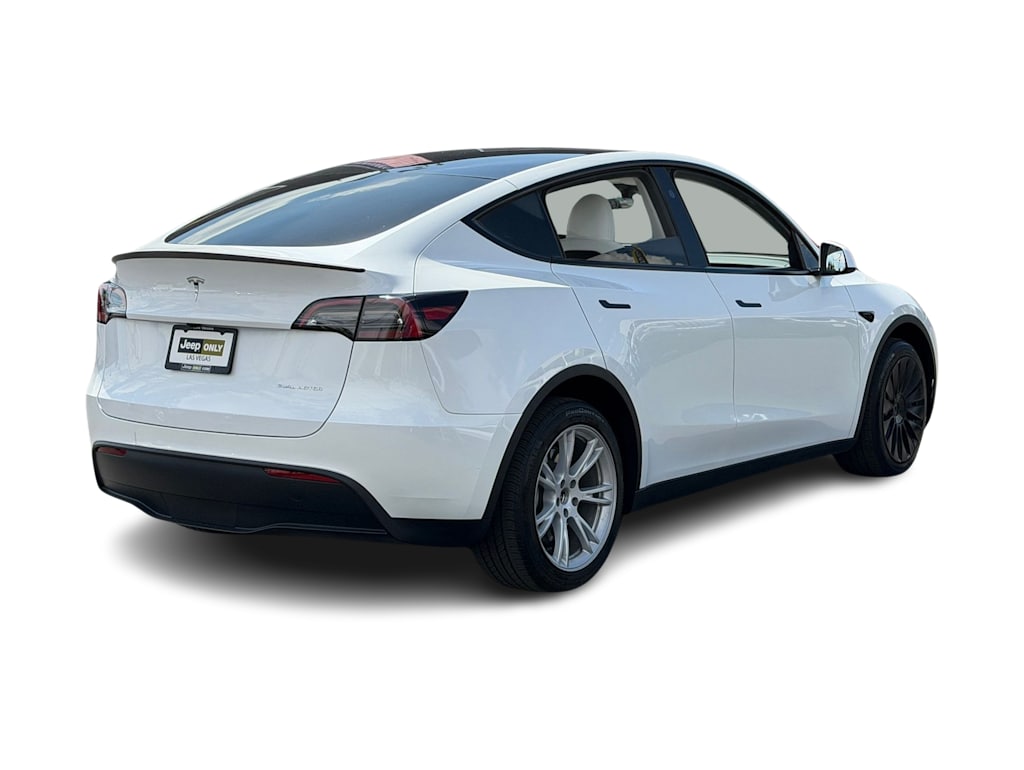 Thumbnail: 2023 Tesla Model Y - 15