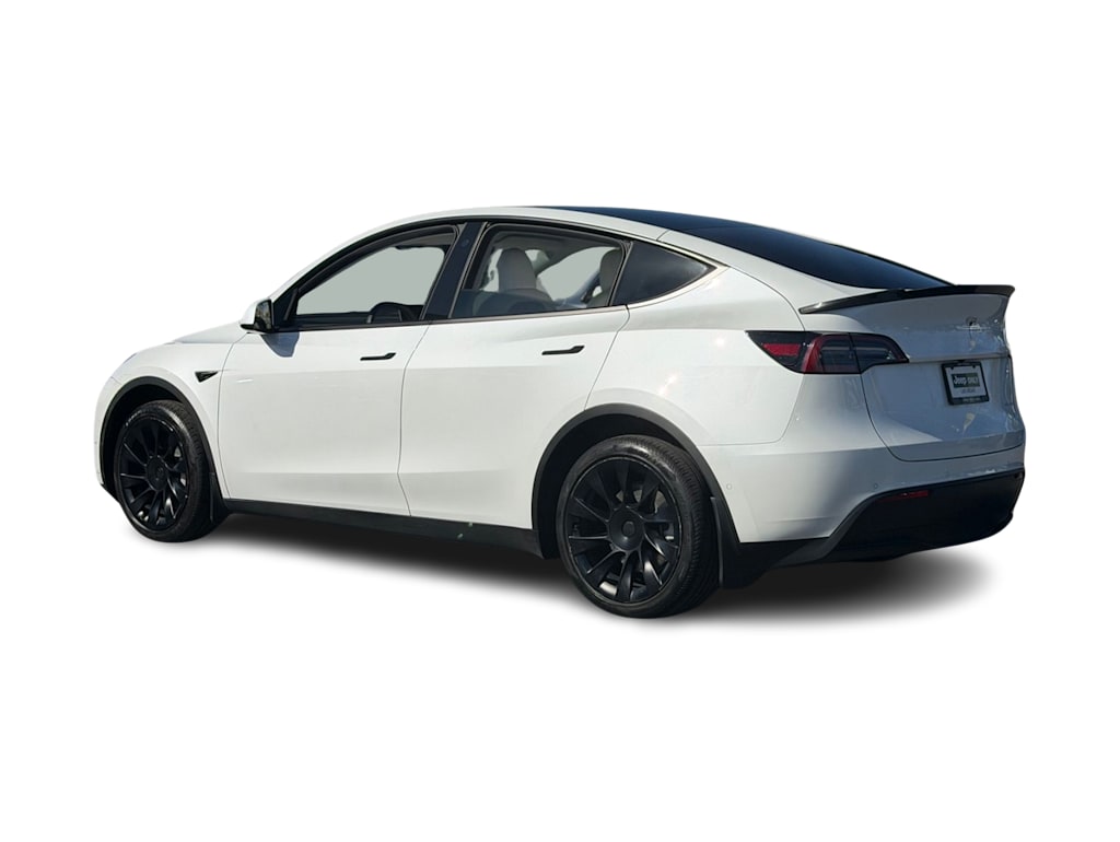 Thumbnail: 2022 Tesla Model Y - 4