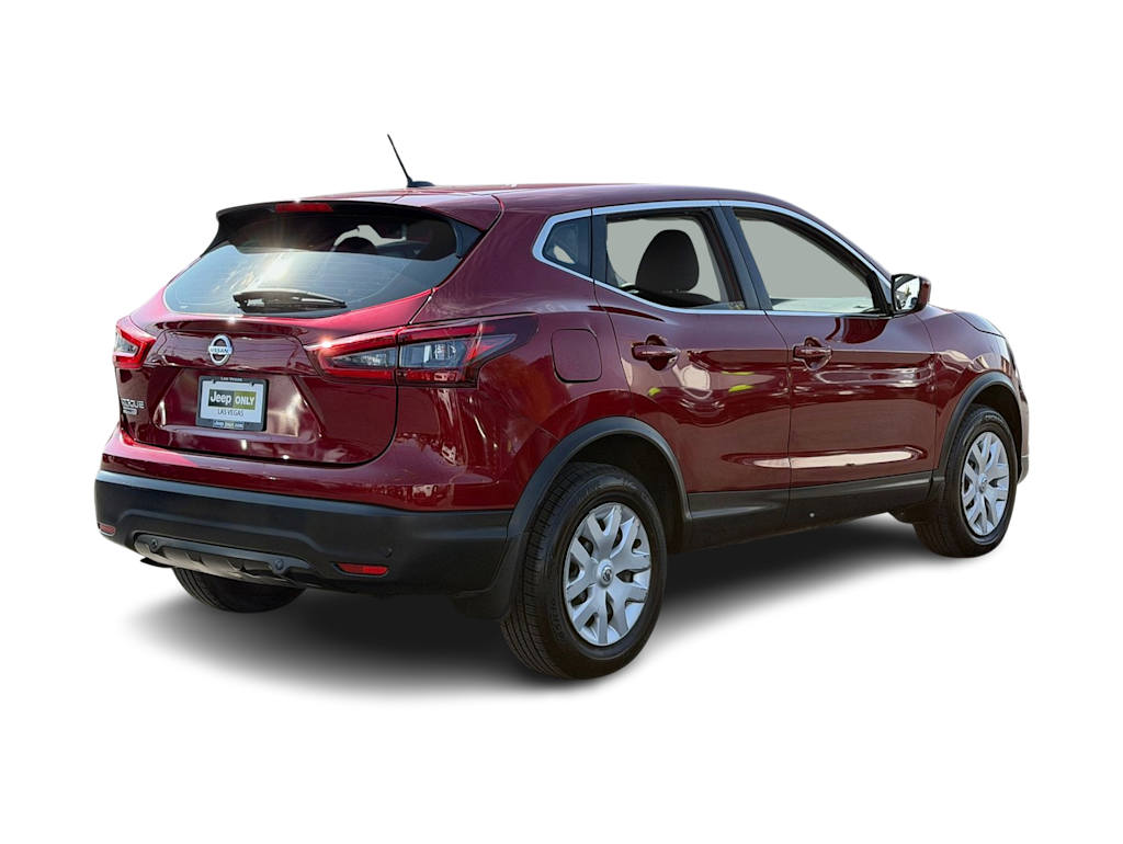 Thumbnail: 2020 Nissan Rogue Sport - 19