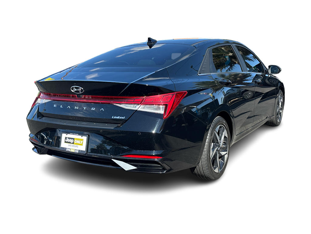 Thumbnail: 2023 Hyundai Elantra - 14
