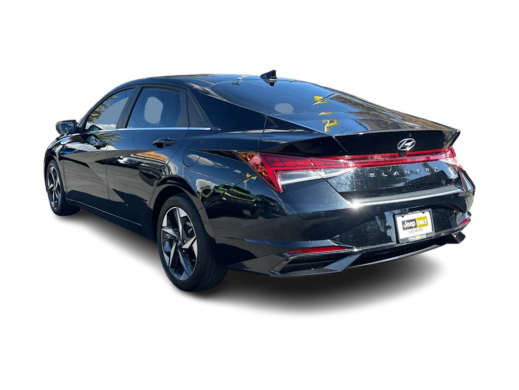 Thumbnail: 2023 Hyundai Elantra - 4
