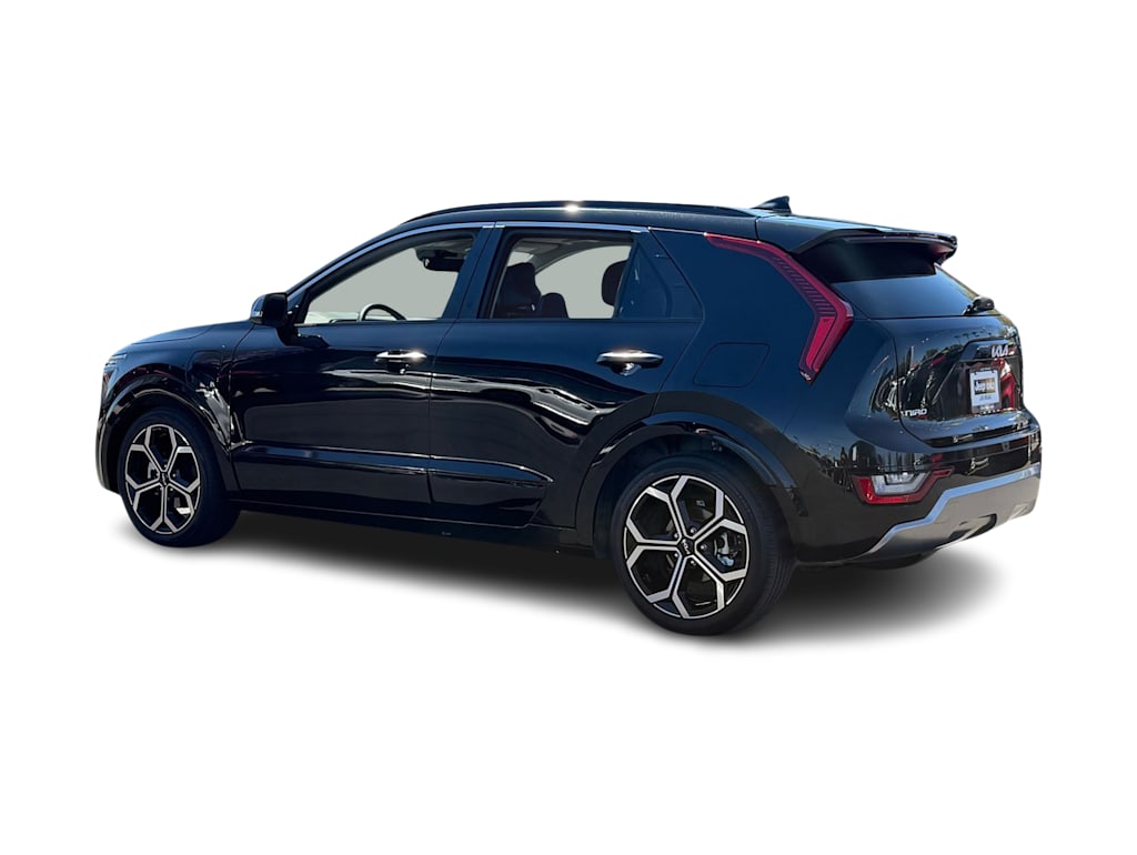Thumbnail: 2023 Kia Niro - 4