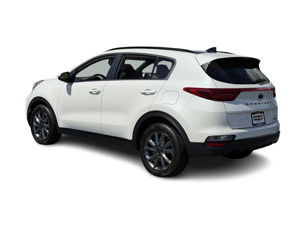 Thumbnail: 2021 Kia Sportage - 4