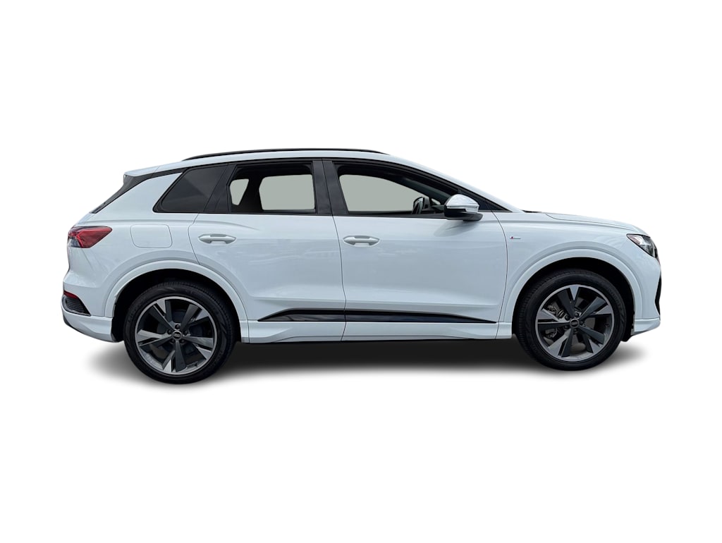 Thumbnail: 2023 Audi Q4 e-tron - 20
