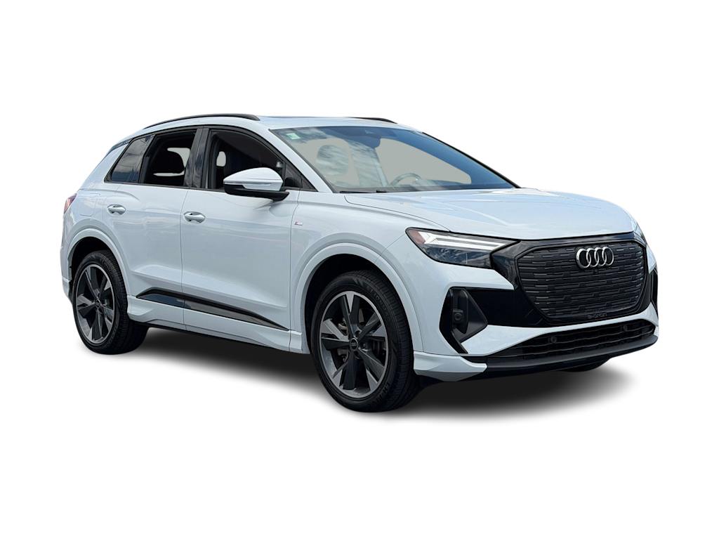 Thumbnail: 2023 Audi Q4 e-tron - 21