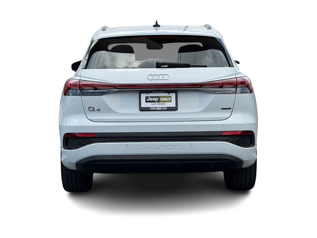 Thumbnail: 2023 Audi Q4 e-tron - 5