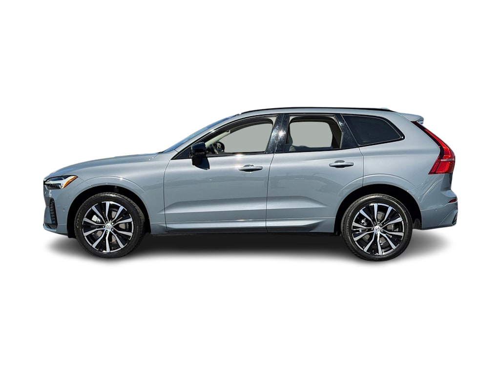 Thumbnail: 2023 Volvo XC60 - 3
