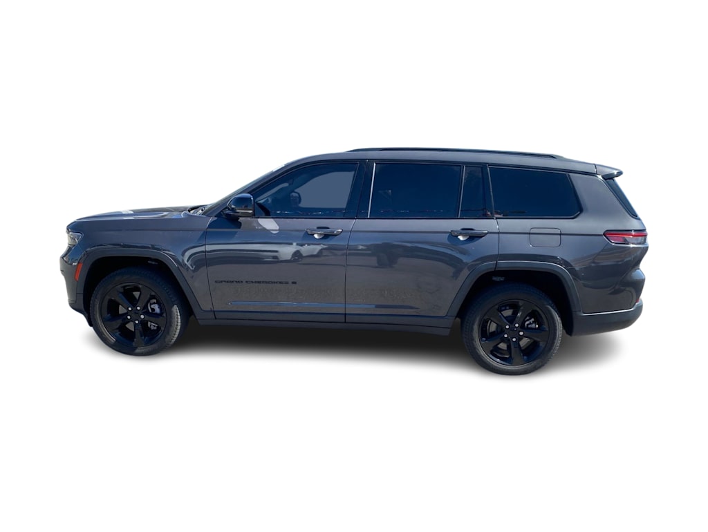 Thumbnail: 2022 Jeep Grand Cherokee L - 3