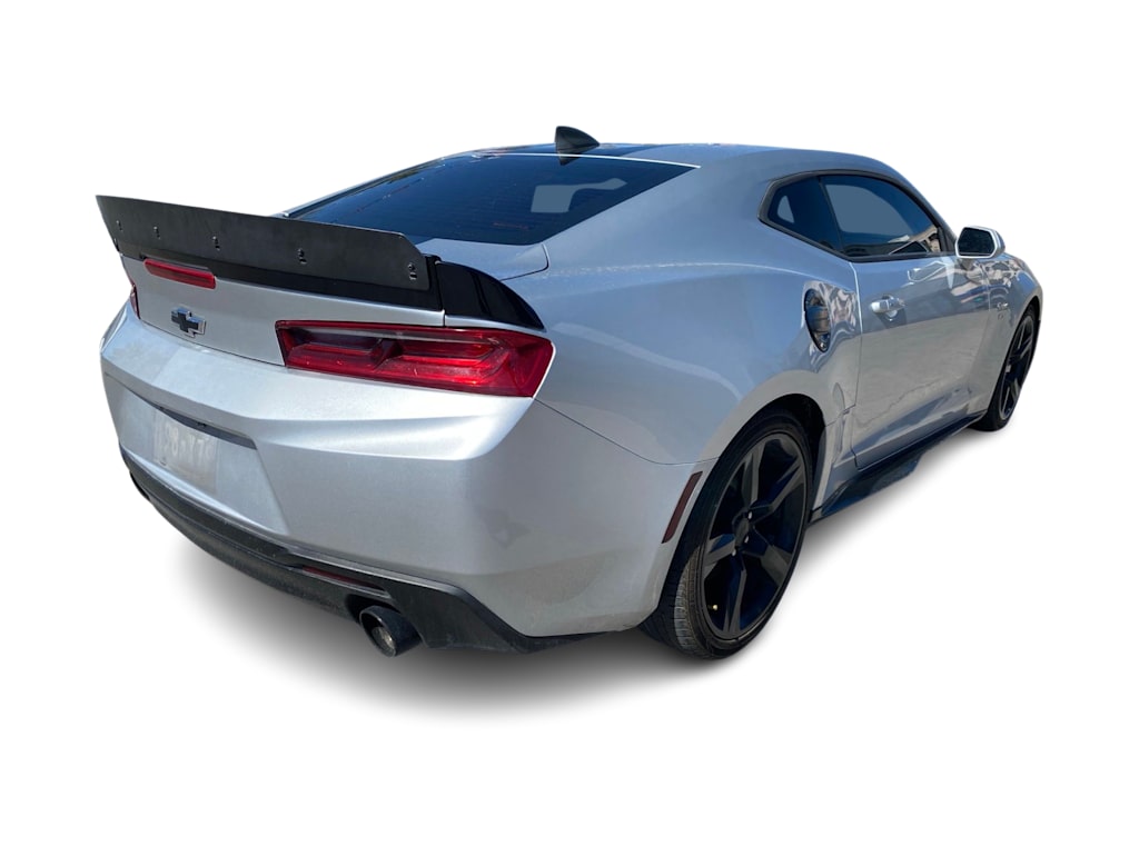 Thumbnail: 2018 Chevrolet Camaro - 14