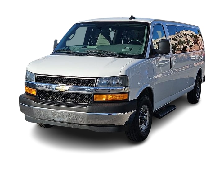 2020 Chevrolet Express 3500 18