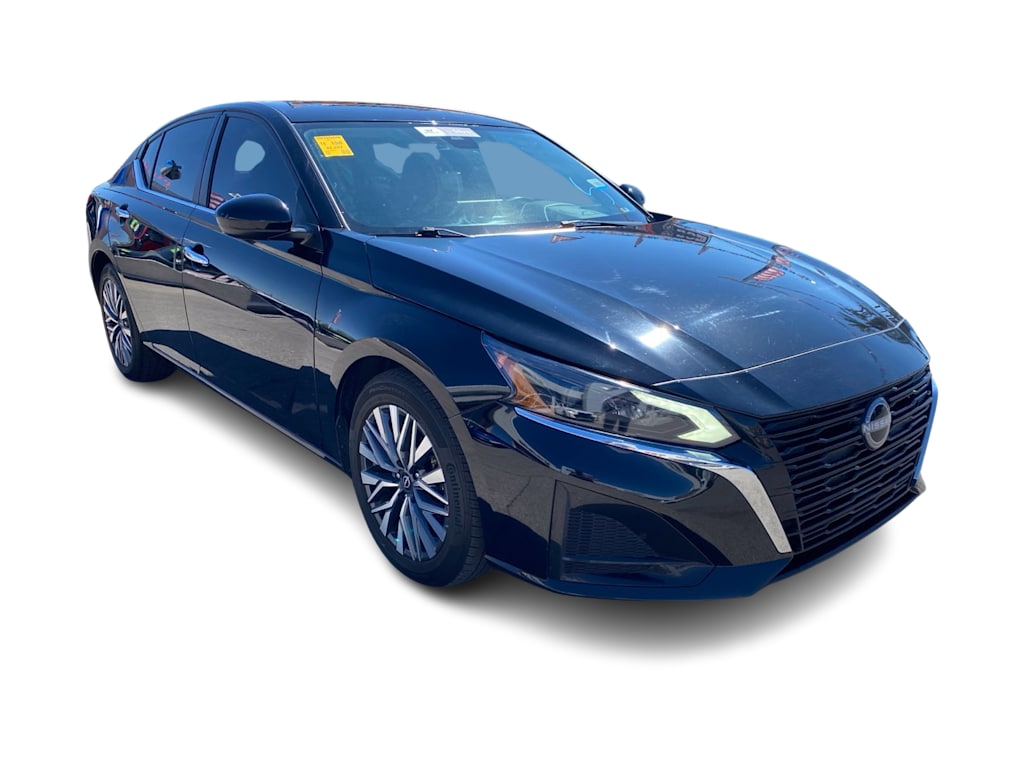 Thumbnail: 2023 Nissan Altima - 12