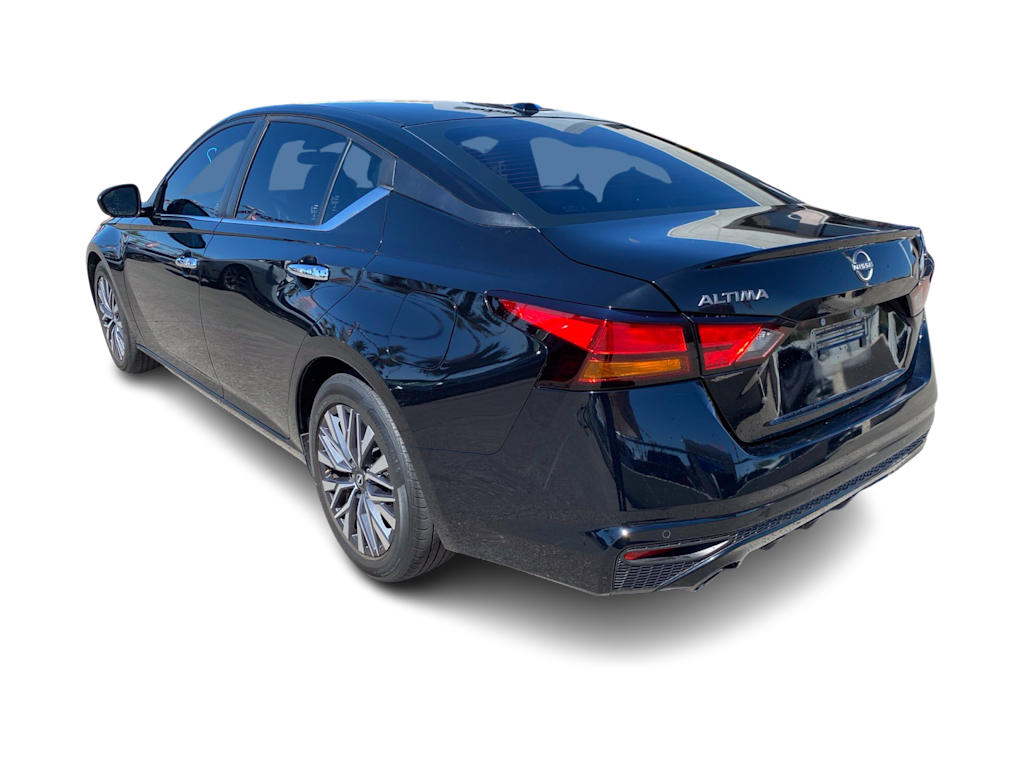 Thumbnail: 2023 Nissan Altima - 4