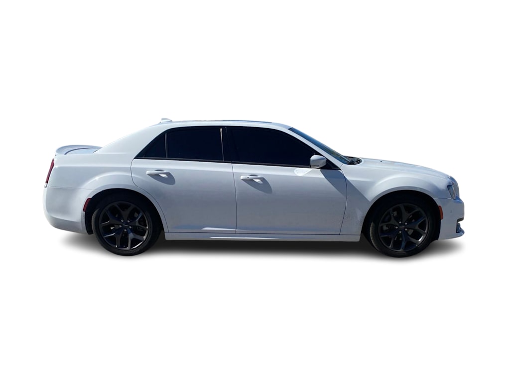 Thumbnail: 2023 Chrysler 300 - 13