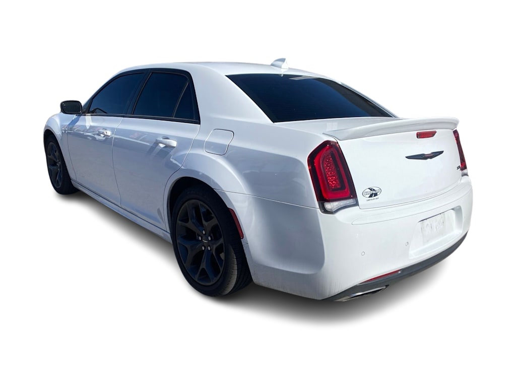 Thumbnail: 2023 Chrysler 300 - 4