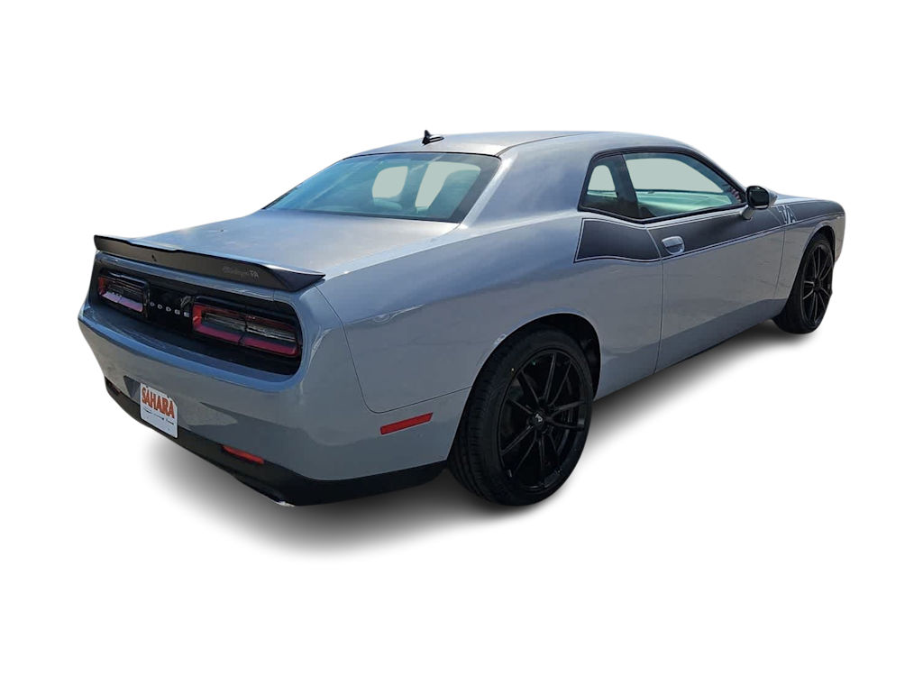 Thumbnail: 2022 Dodge Challenger - 21
