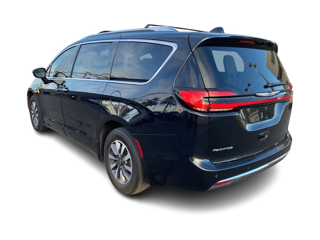 Thumbnail: 2021 Chrysler Pacifica - 4