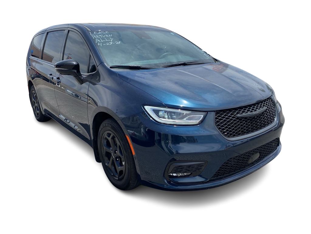 Thumbnail: 2023 Chrysler Pacifica - 12