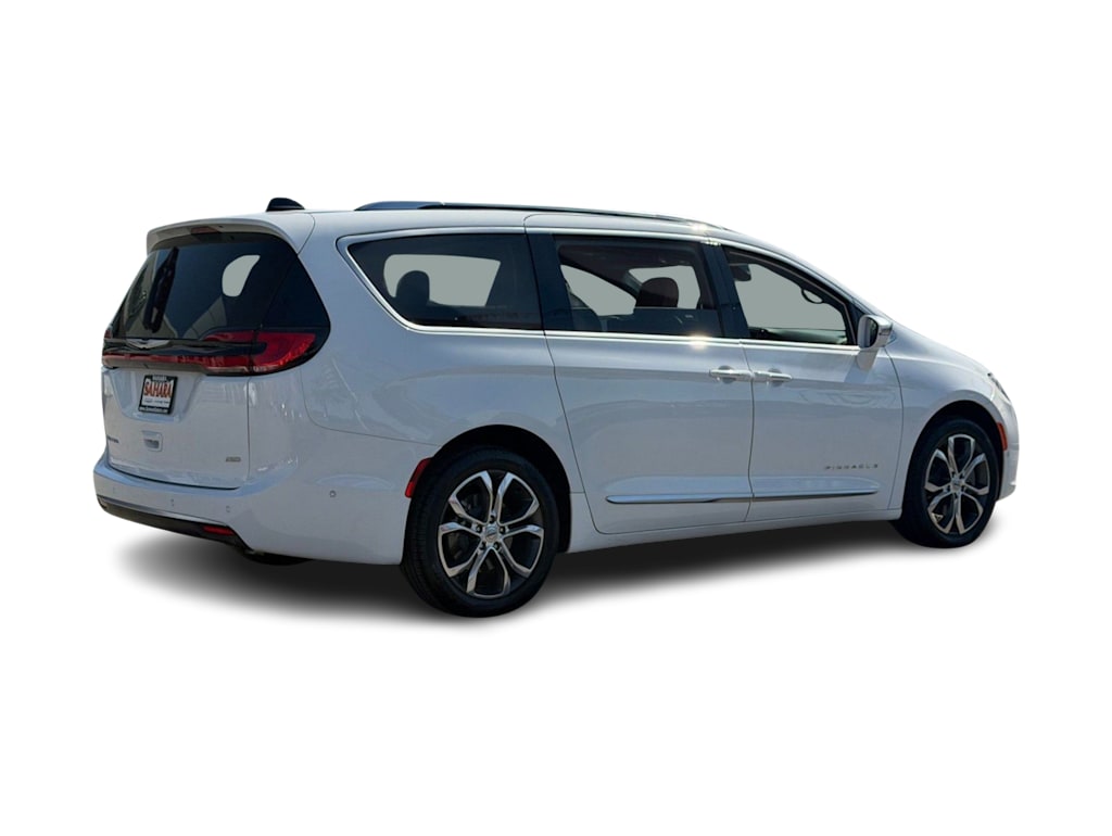 Thumbnail: 2024 Chrysler Pacifica - 19