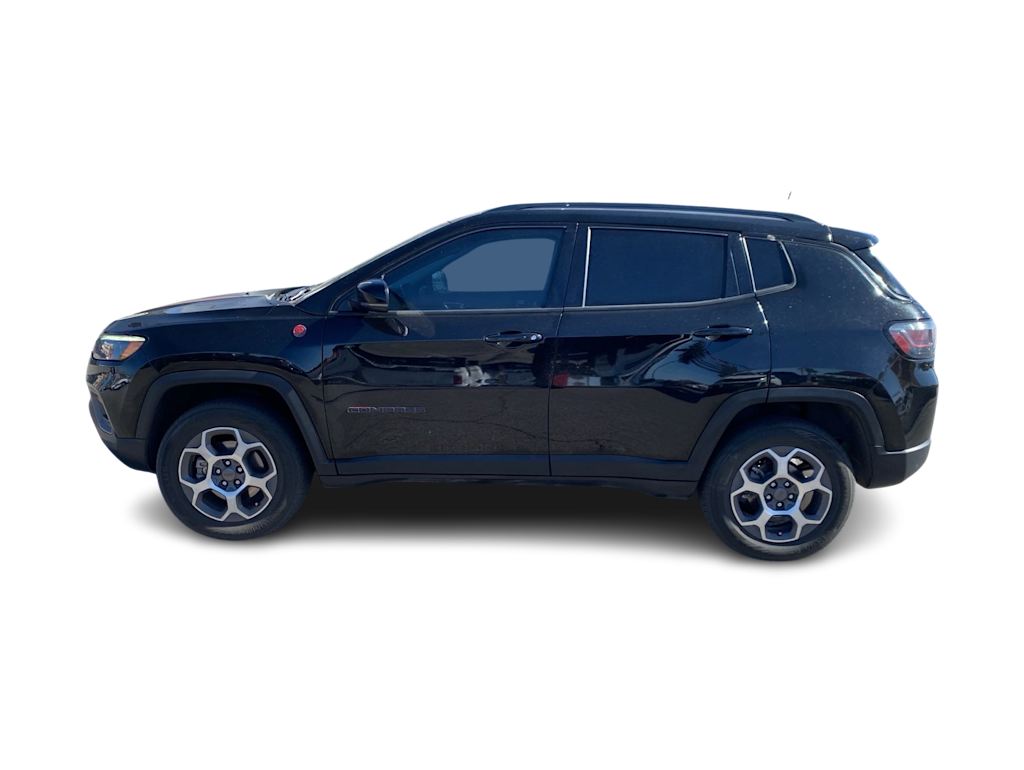 Thumbnail: 2022 Jeep Compass - 3