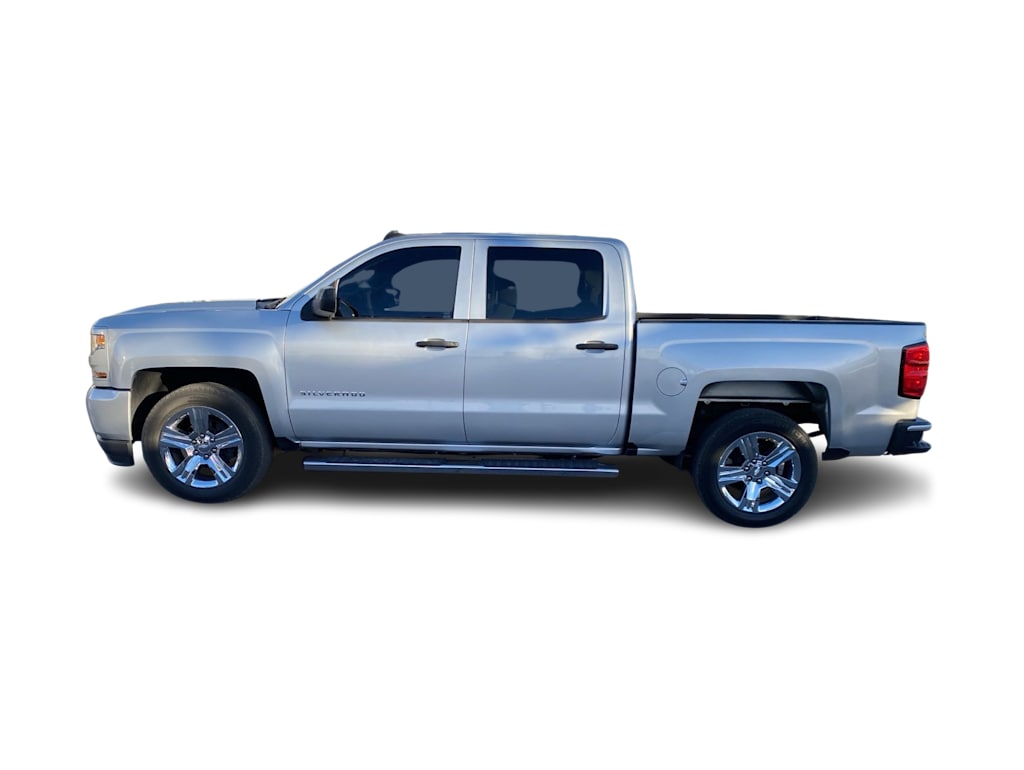 Thumbnail: 2018 Chevrolet Silverado 1500 - 3